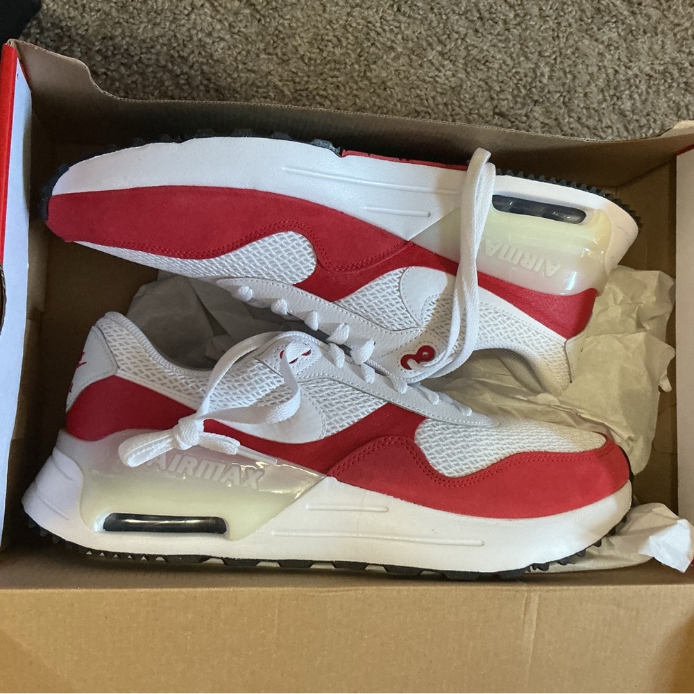 Nike Air Max SYSTM in University Red and White